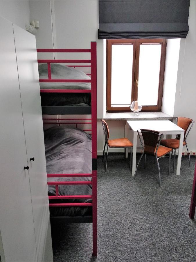 Rodmos Hostel Lublin Eksteriør billede