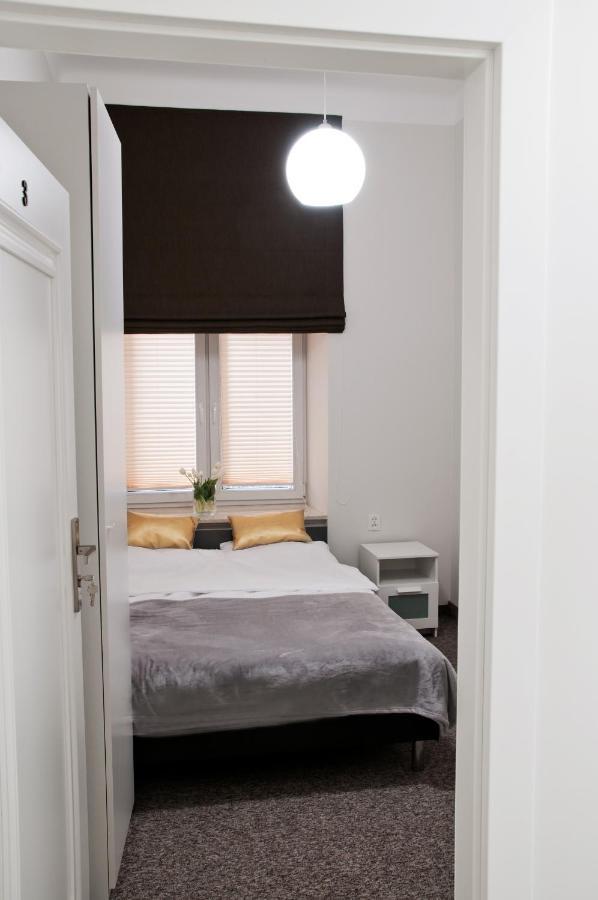 Rodmos Hostel Lublin Eksteriør billede