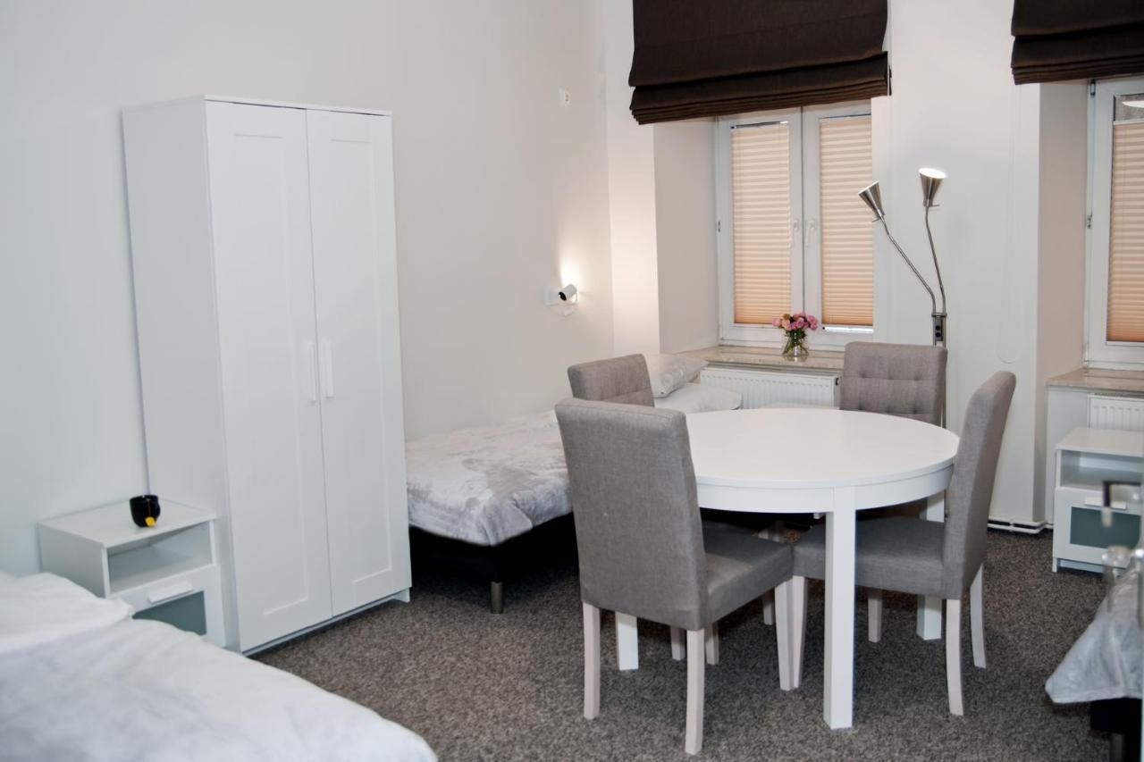 Rodmos Hostel Lublin Eksteriør billede