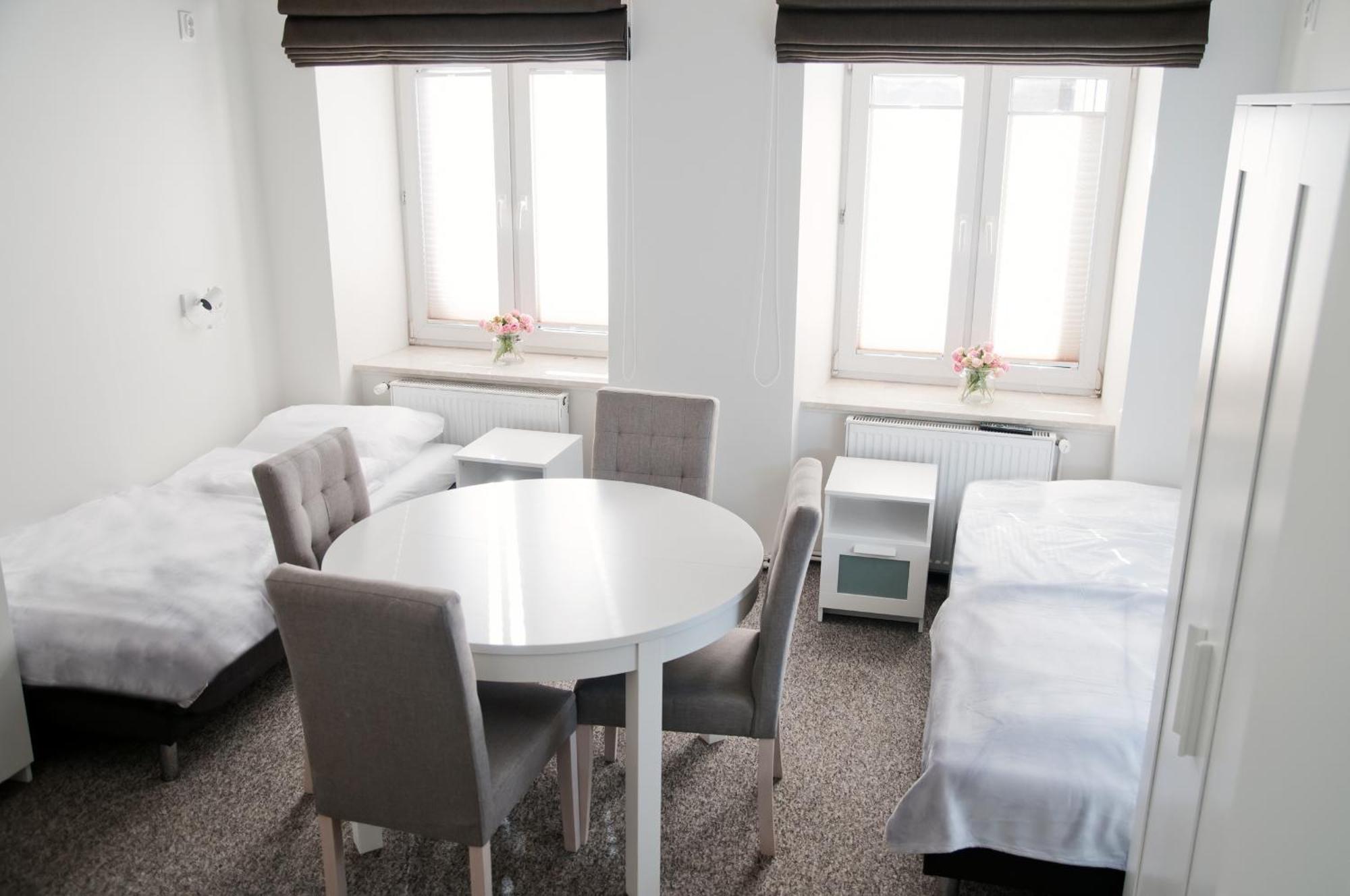 Rodmos Hostel Lublin Eksteriør billede