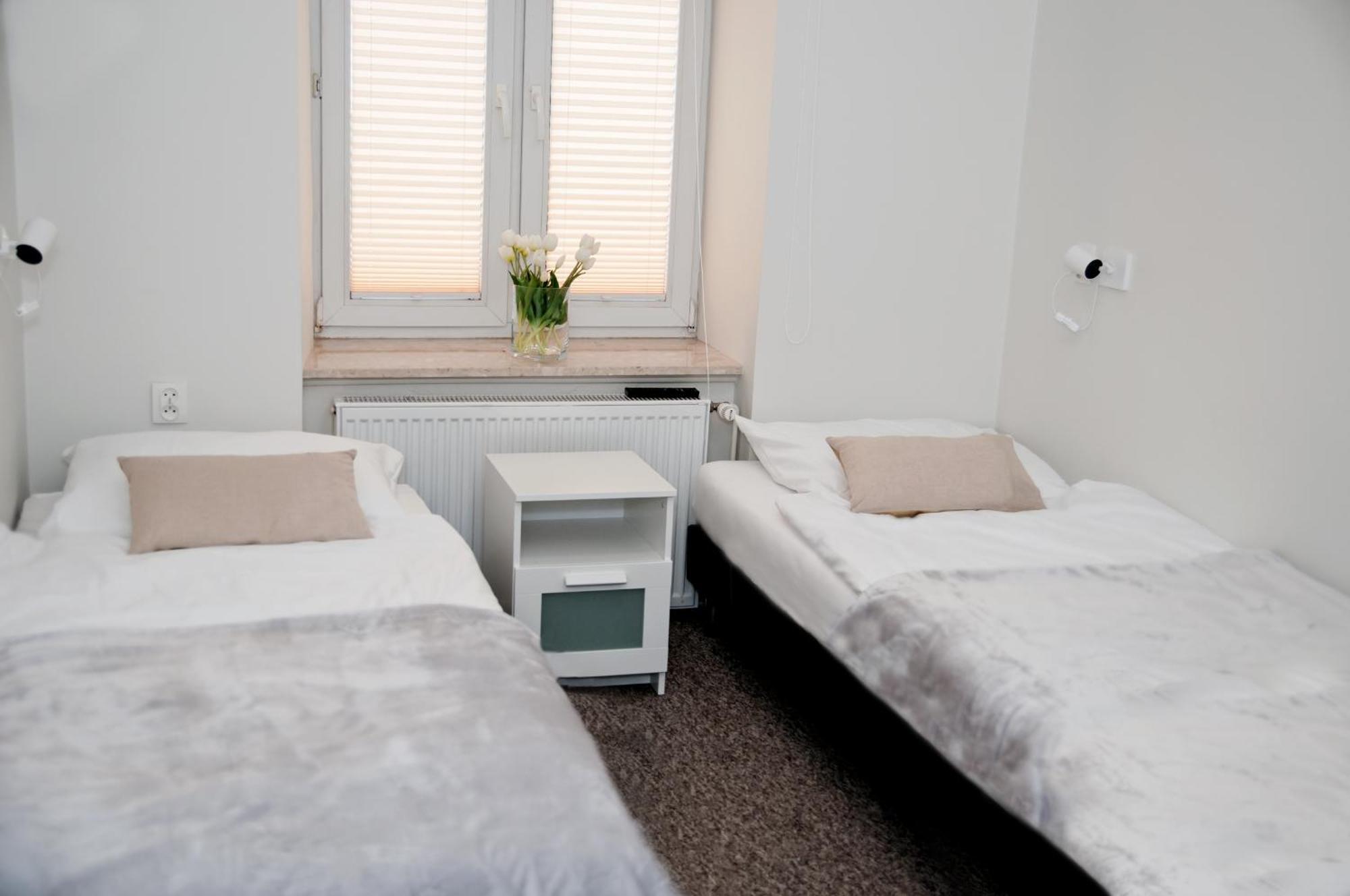 Rodmos Hostel Lublin Eksteriør billede